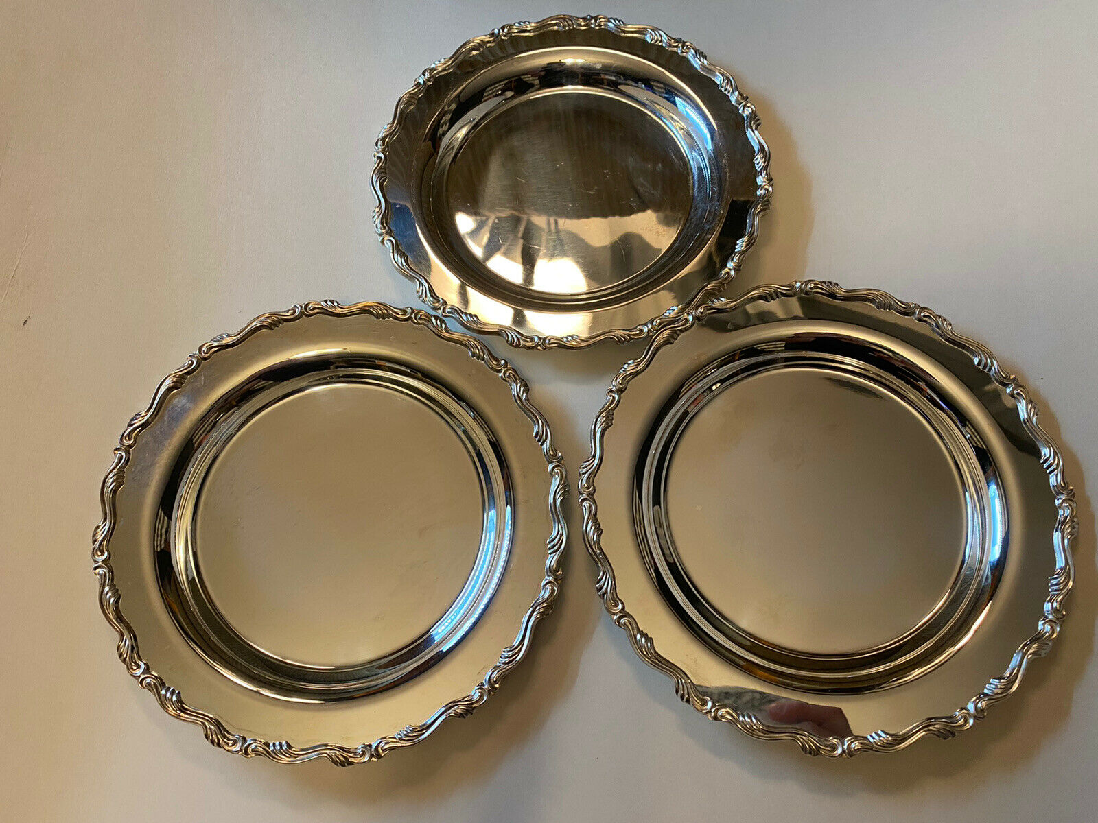 Vintage Silver Plates By Wm A Rogers By Oneida Ltd Silversmiths 8" Set Of 3